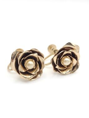 Vintage Coro Gold Tone Rose Earrings Pearl Center Screw Back